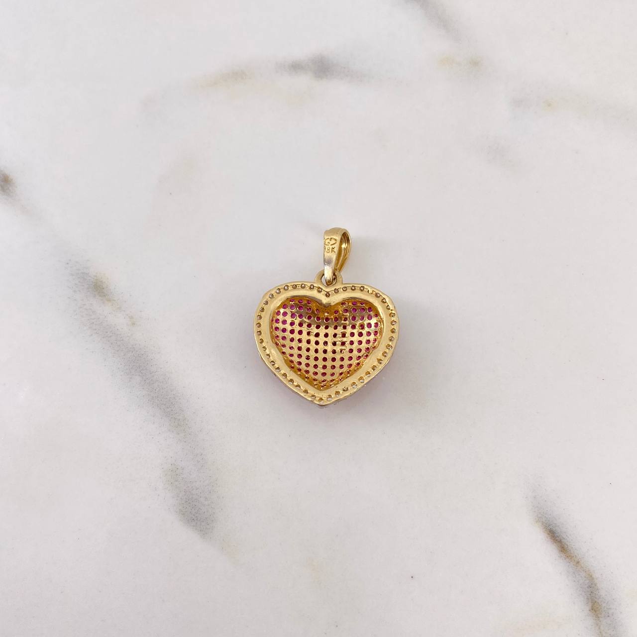 Dije Corazon 3.65gr / 2.6cm / Circones Fucsias Blancos Oro Amarillo 18K #