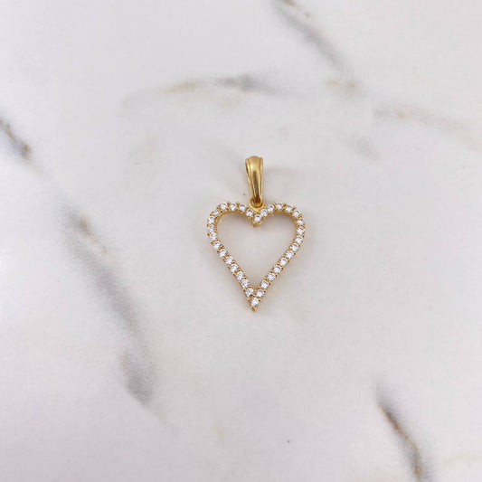 Dije Silueta Corazon 2.15gr / 3.1cm / Circones Blancos Oro Amarillo 18K $