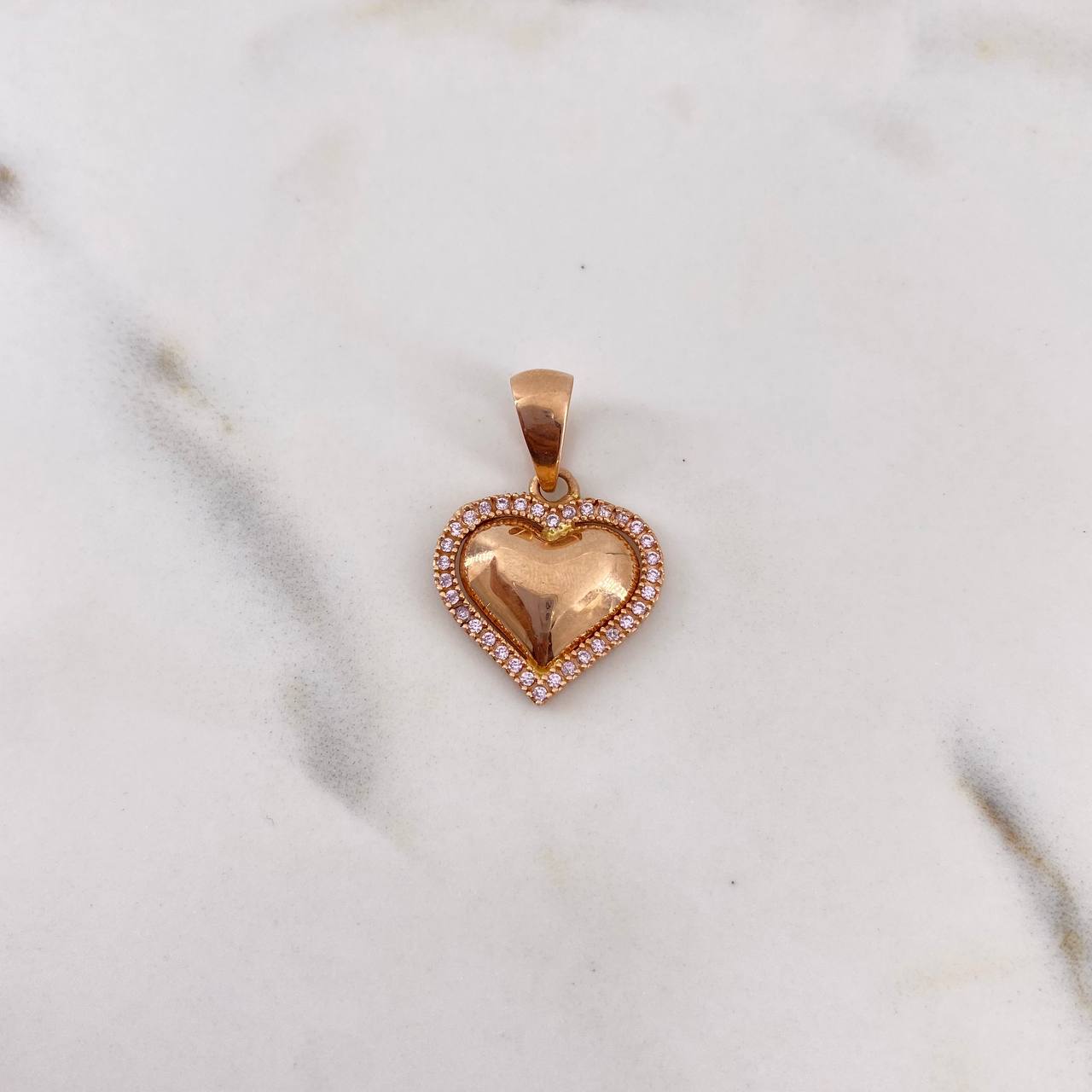 Dije Corazon 2.45gr / 2.4cm / Circones Rosados Oro Rosa 18K #