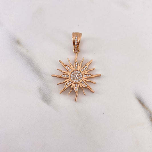 Dije Sol 3.95gr / 3.3cm / Circones Blancos Oro Rosa 18K $