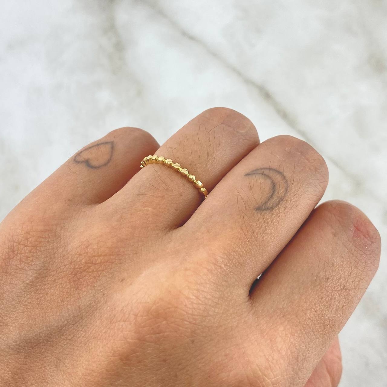 Anillo Esferas planas 1.45gr / T7 1/2 / Oro Amarillo 18K ©