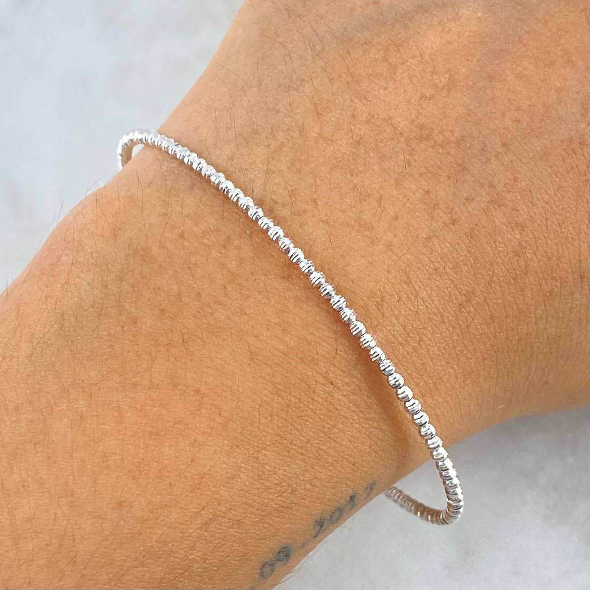 Pulso Aro 3.5gr / 16cm / 2mm Bolas Diamantadas Oro Blanco +4 18K *