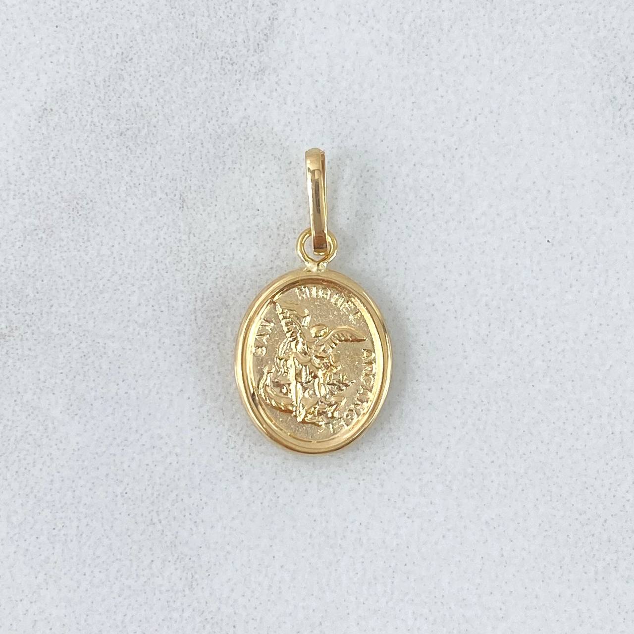 Dije San Miguel Arcangel 0.75gr / 2cm / Mate - Liso - Medalla Plana Oro Amarillo 18K