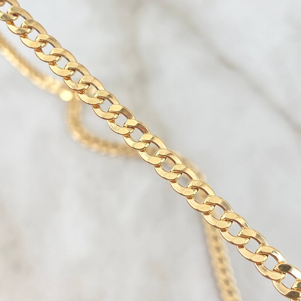Cadena Cubana 7.95gr / 60cm / 3.9mm Oro Amarillo +1 18K