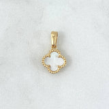 Dije Trébol VCyA 1.45gr / 1.6cm / 10mm Nacar Blanco Punteado Oro Amarillo Nac.Esp. 18K ©