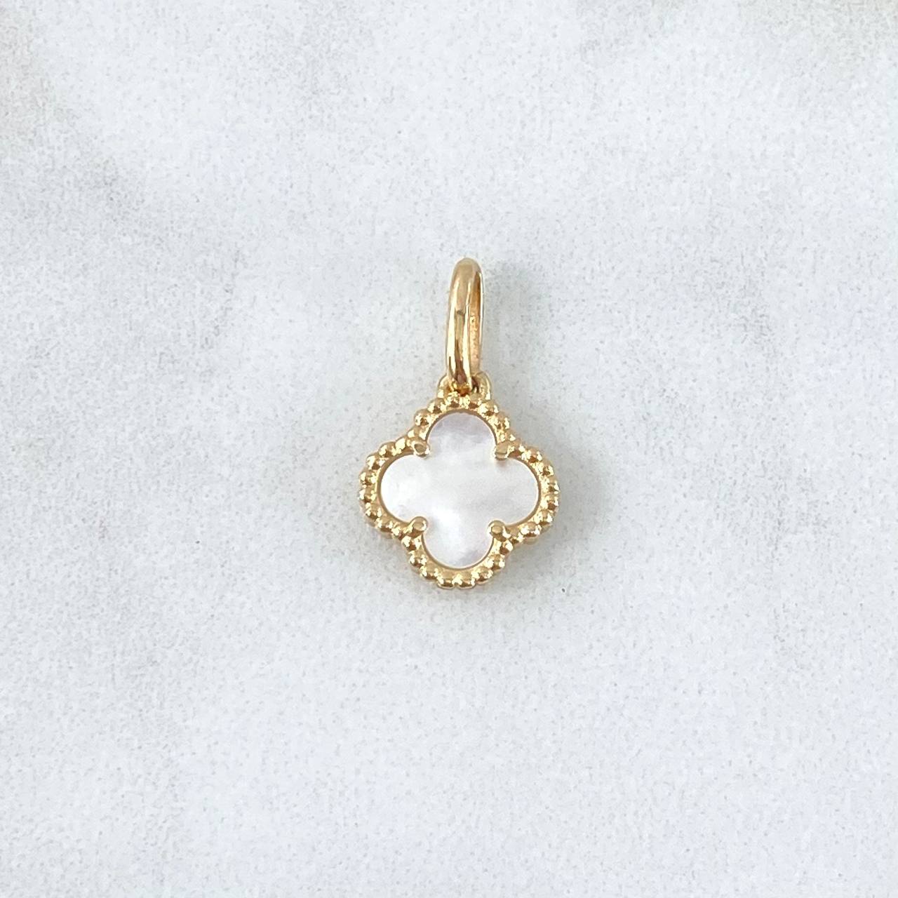 Dije Treból VCyA 1.6gr / 1.9mm Nacar Blanco Punteado Oro Amarillo Nac.Esp. 18K *