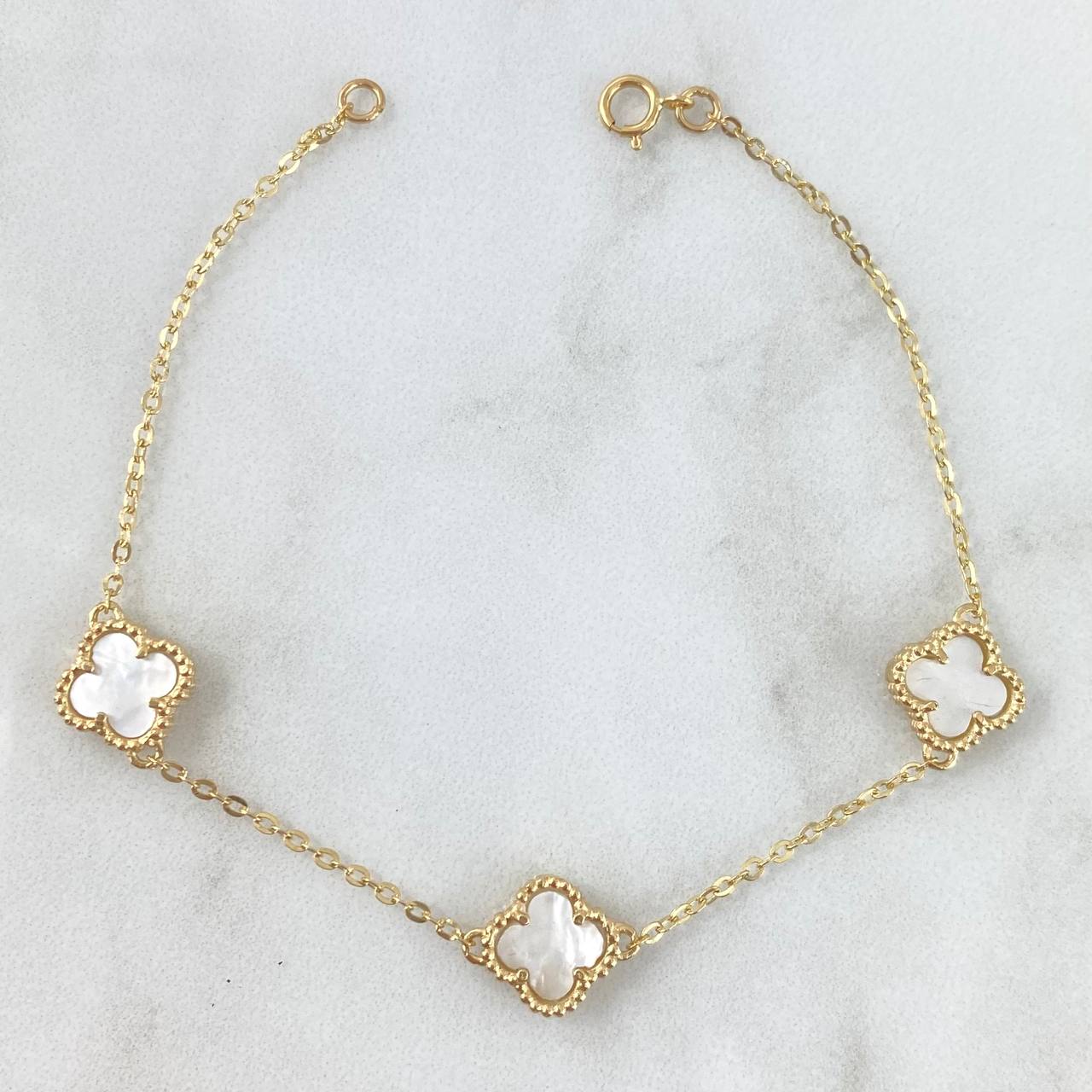 Pulso Aro Seguido Trébol VCyA Gradual 5.05gr / 14cm-17cm / 1.5mm  Nacar Blanco Punteado Oro Amarillo Nac.Esp. 18K