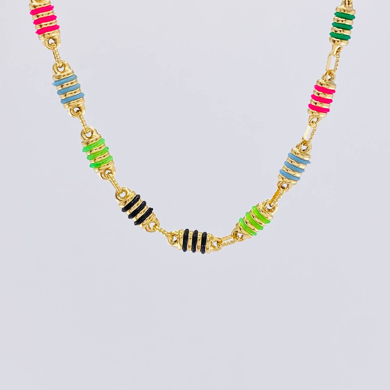 Cadena Rustica Barril Rayado 12.85g / 50cm / 4.9mm Oro Amarillo 18K