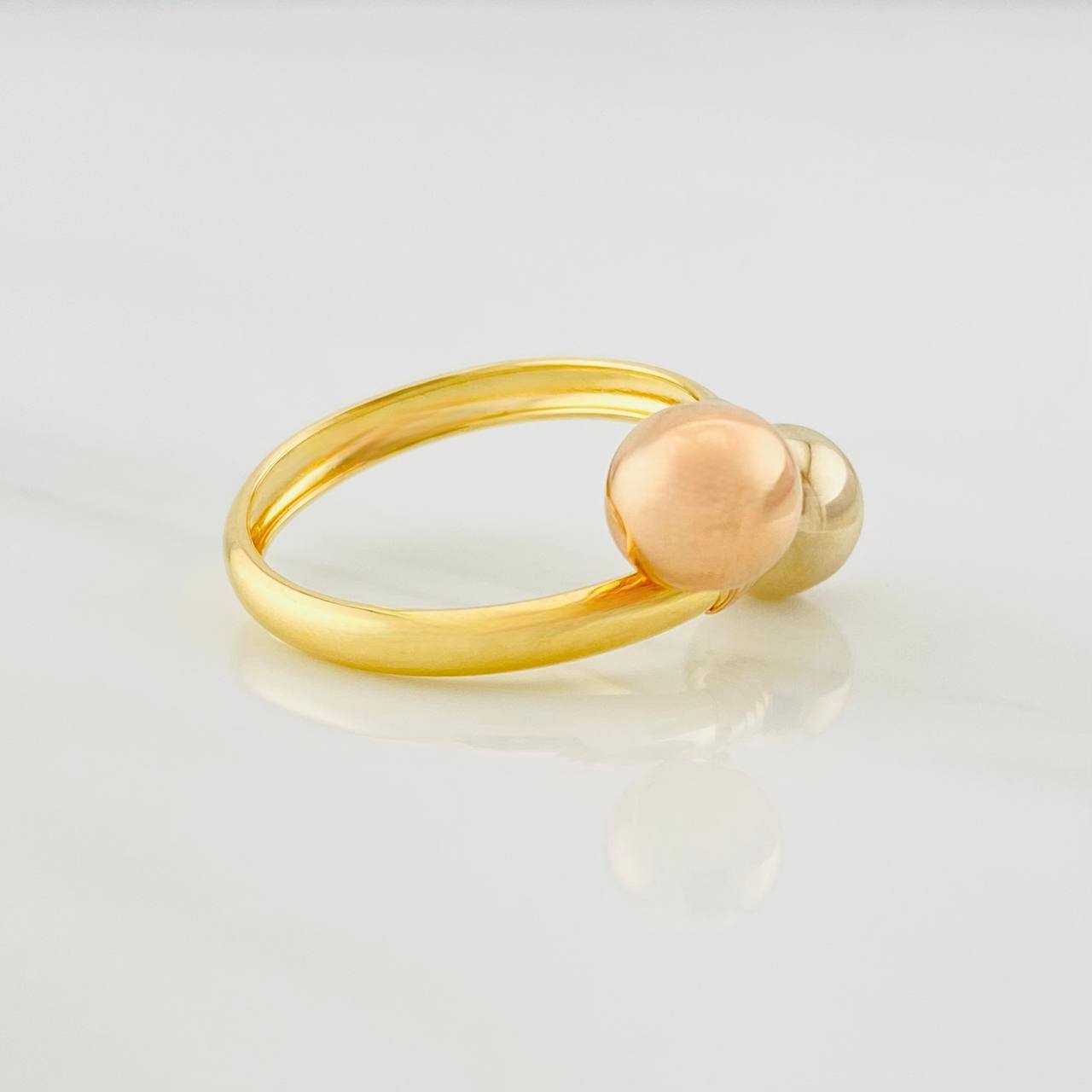 Anillo Tu y Yo 1.85g / T7 1/4 Tres Oros 18K