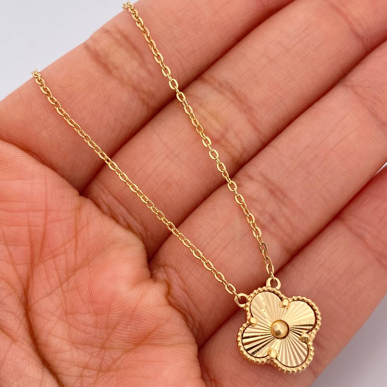 Cadena Aro Seguido Trebol 4.2gr / 50.2cm / 0.8mm Oro Amarillo 18K %