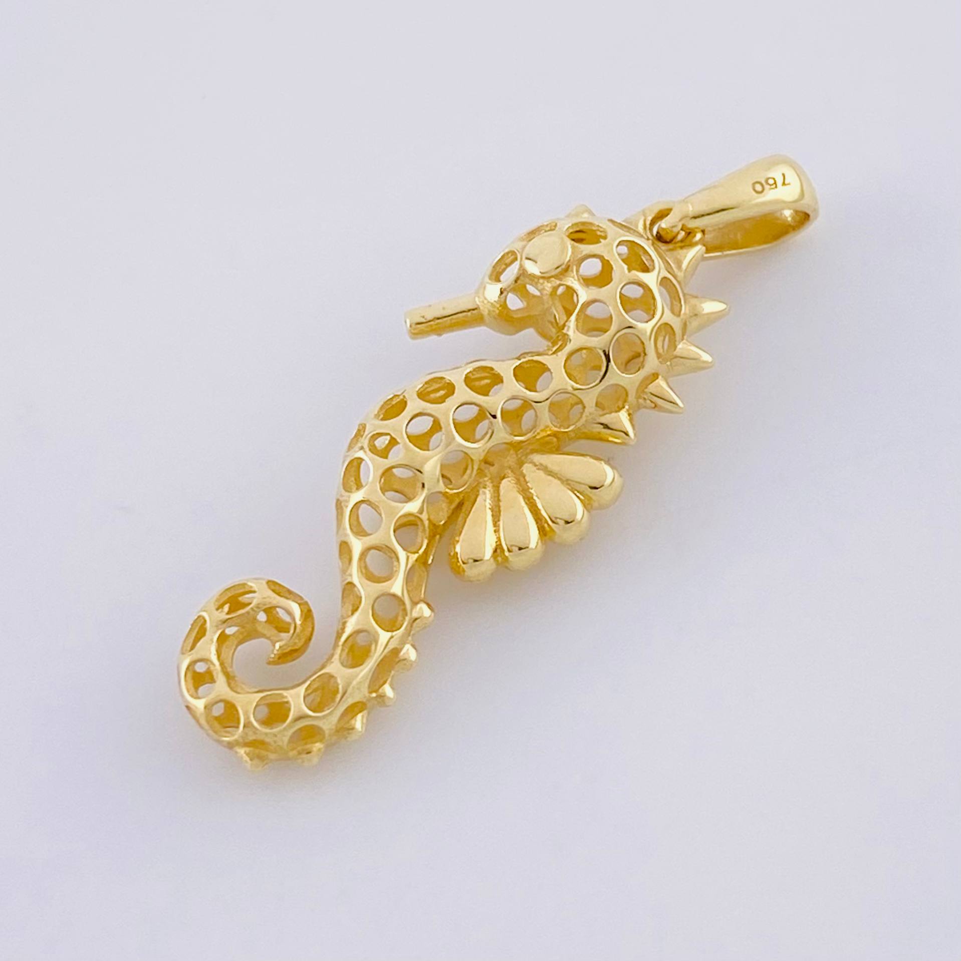 Dije Caballo de Mar 2.1g / 3.2cm Oro Amarillo 18K