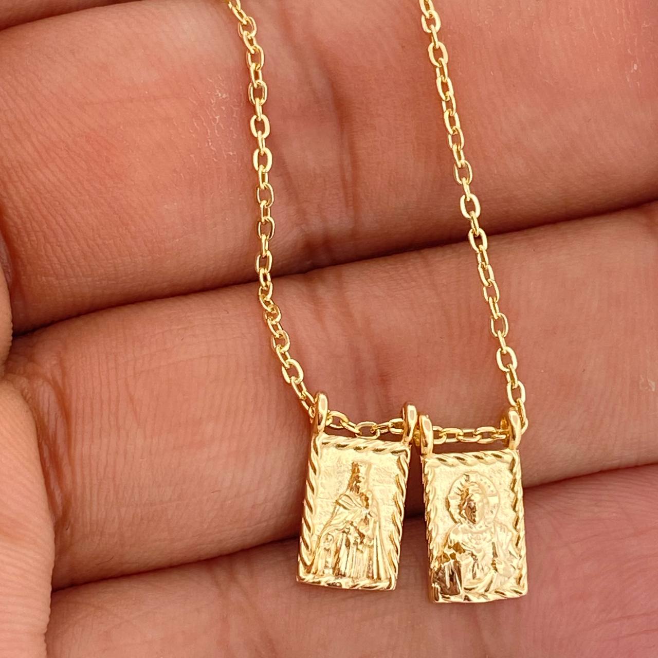 Cadena Escapulario Virgen del Carmen Sagrado Corazon 4.15gr / 46.5cm / 1.4mm Oro Amarillo 18K %