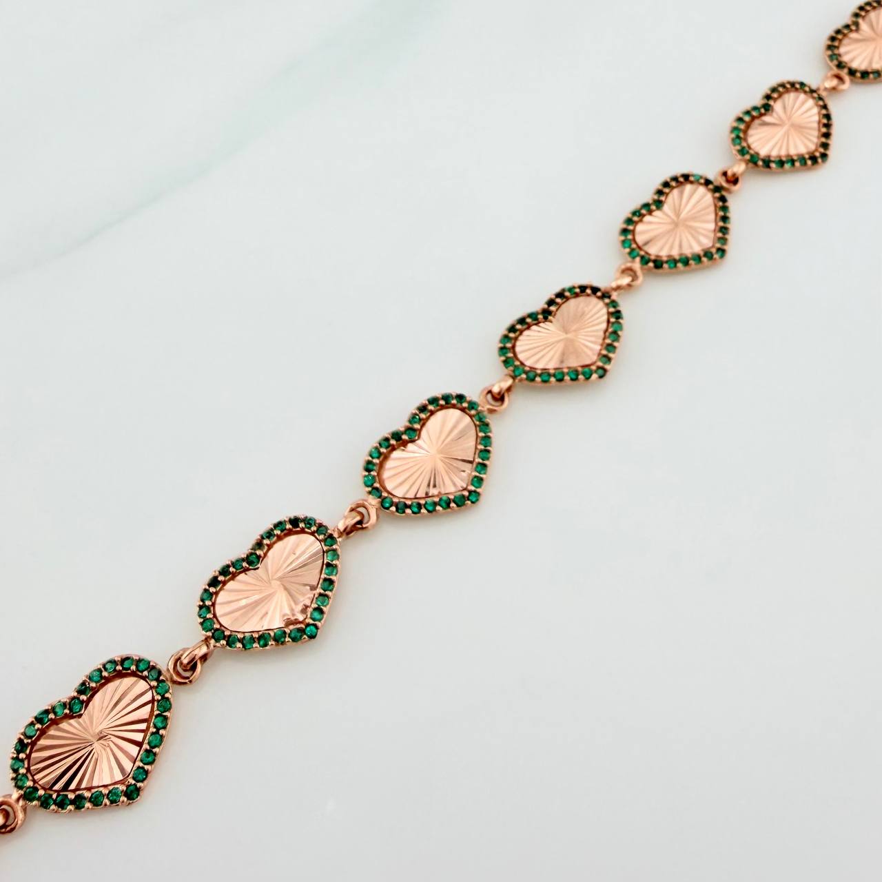 Pulso Corazones 10.65gr / 20.2cm / 10mm Oro Rosa 18K