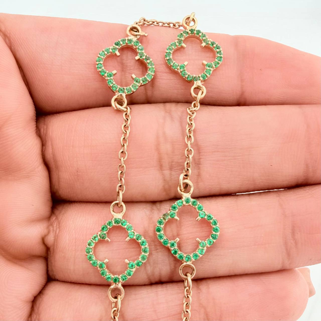 Pulso Trebol Aro Seguido 3.75gr / 19.5cm / 0.8mm Oro Amarillo 18K &