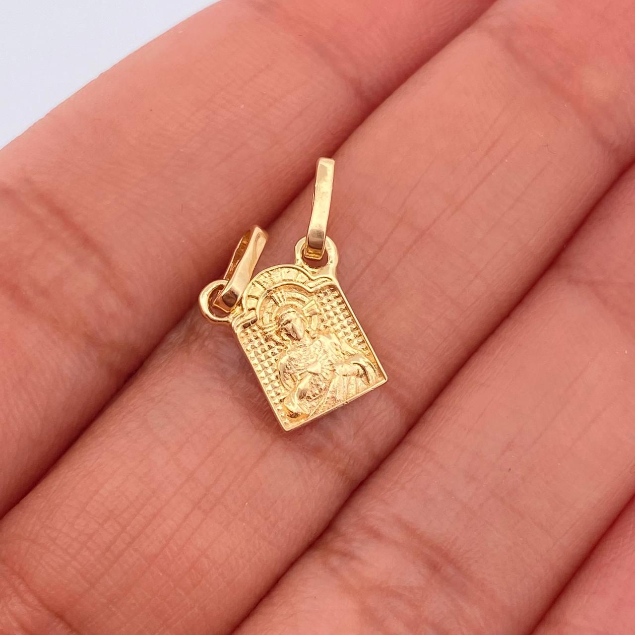 Dije Sagrado Corazon 1.45gr / 1.7cm / Oro Amarillo 18K %