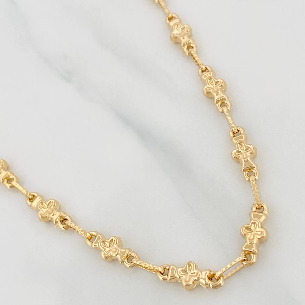 Cadena Rustica Flores 11.25gr / 61.5cm / 4.8mm Oro Amarillo 18K &