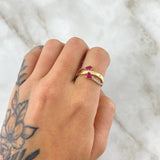 Anillo Corazones Constelados 2.65gr / T5 3/4 / Circones Blancos Fucsia Oro Amarillo 18K *