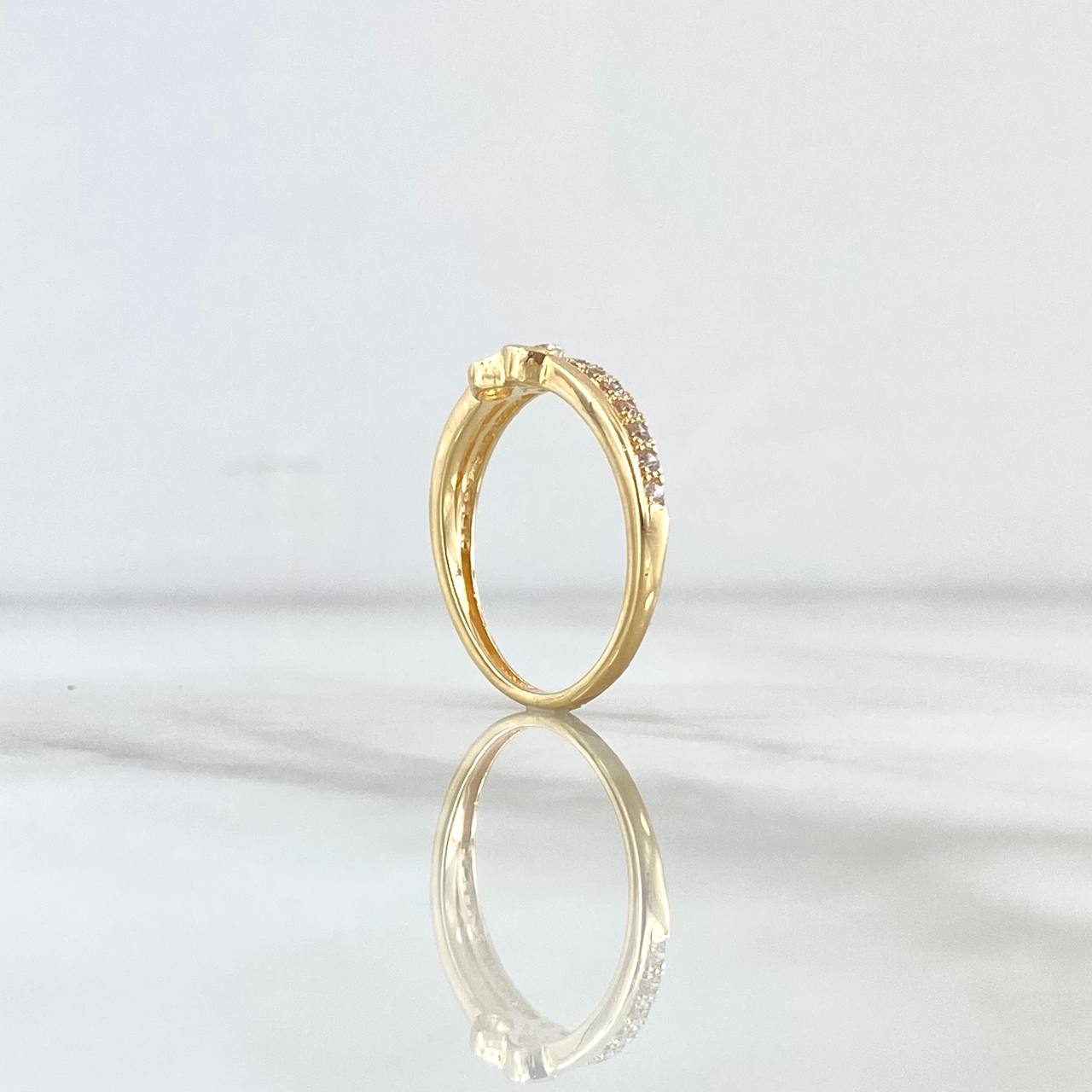 Anillo Solitario Infinito Super Puesto 2.25gr / T6 1/4 / Circones Blancos Oro Amarillo 18K *