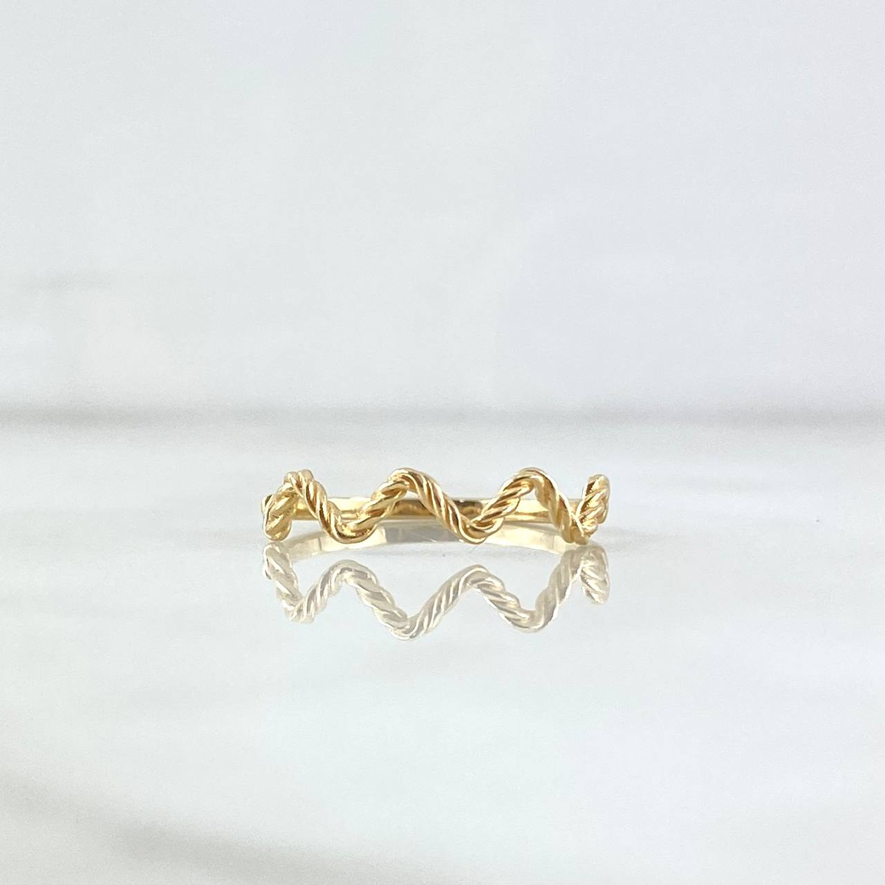 Anillo Zig Zag Media Trenza 1.3gr / T6 1/4 / Oro Amarillo 18K ©