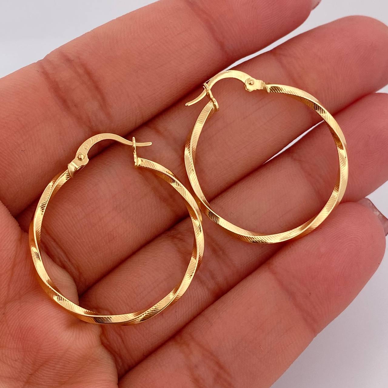 Candongas Deis 1.45gr / 3cm / Oro Amarillo 18K &