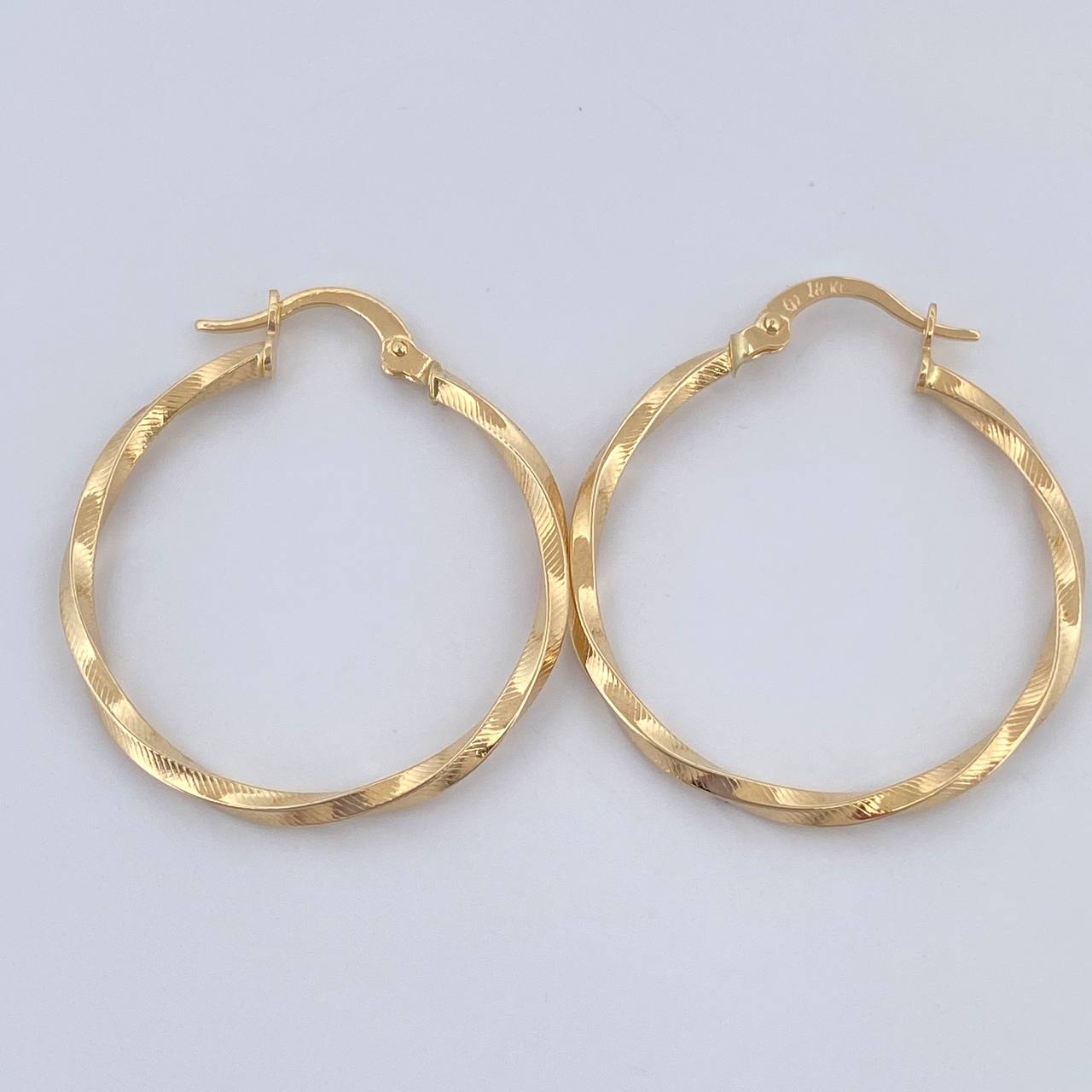 Candongas Deis 1.45gr / 3cm / Oro Amarillo 18K &