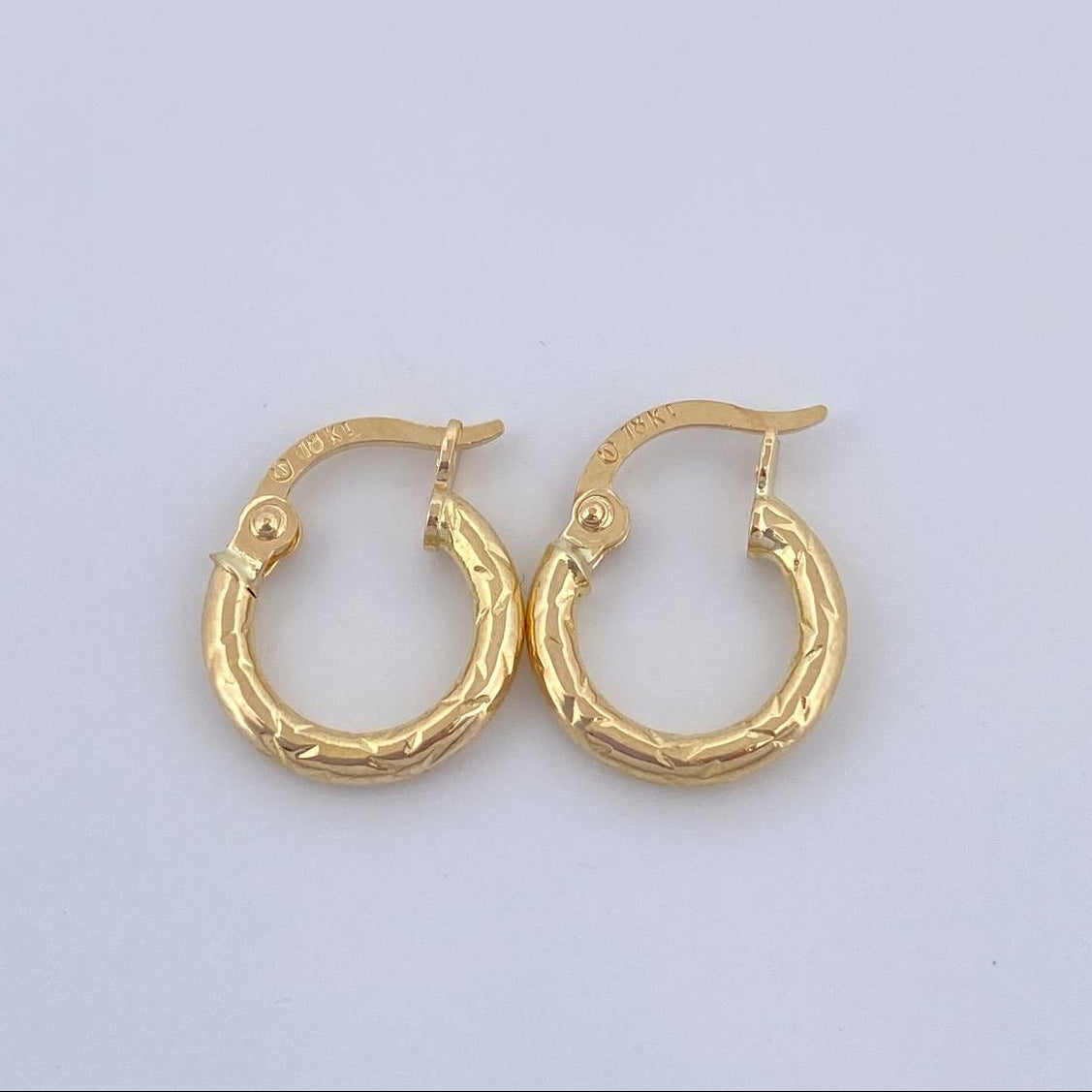 Candongas Kataleya 0.9gr / 1.3cm / Oro Amarillo 18K &