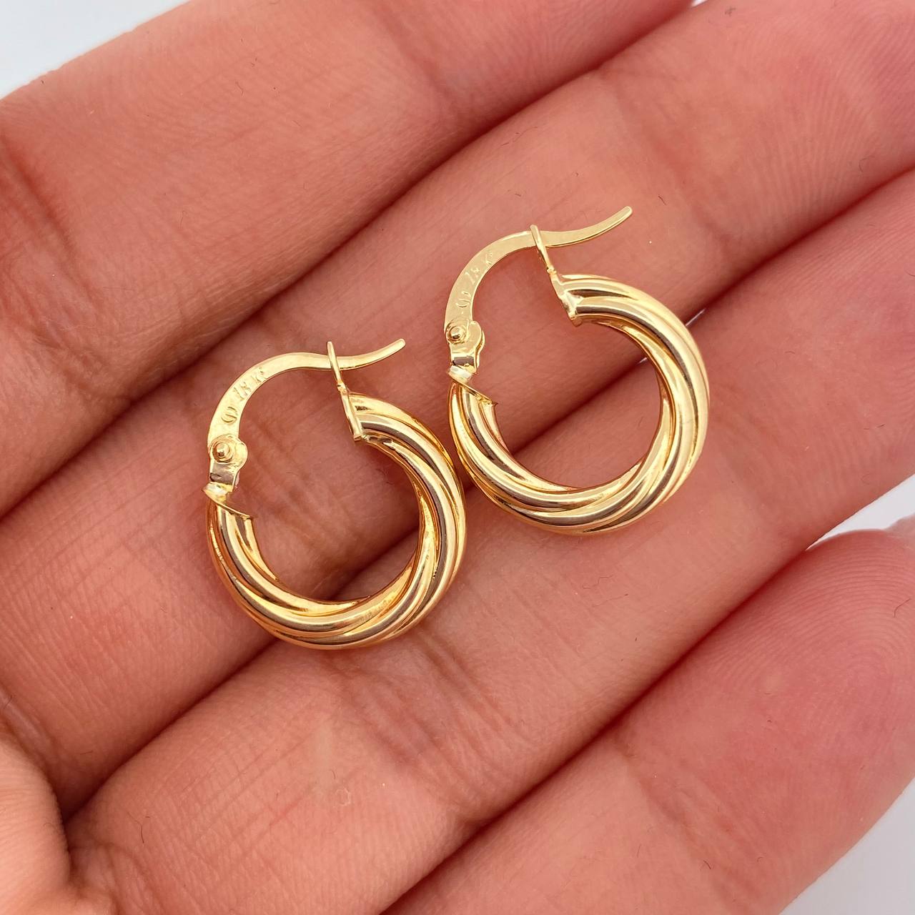 Candongas Arielle 1.55gr / 1.7cm / Oro Amarillo 18K &