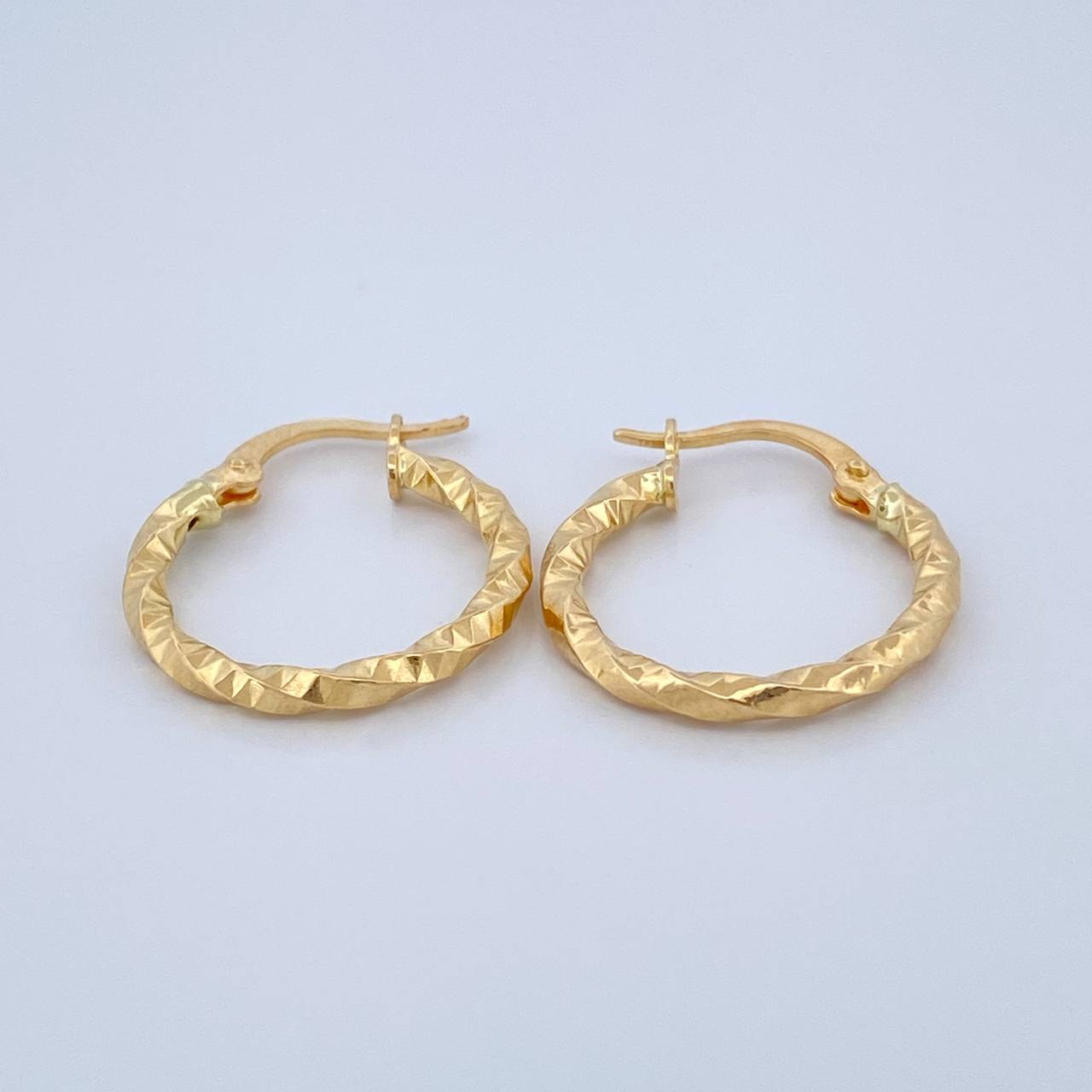 Candongas Yudi 1.4gr / 2cm / Oro Amarillo 18K &