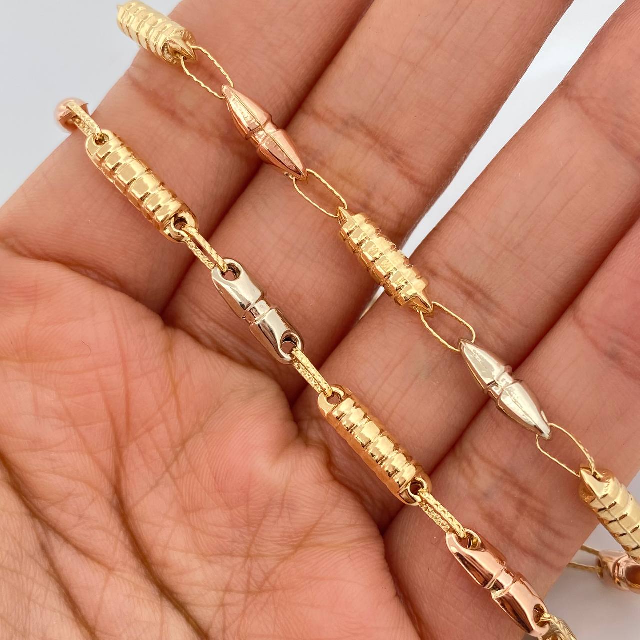 Cadena Rustica Barril  13.8gr / 61cm / 4mm Tres Oros 18K %