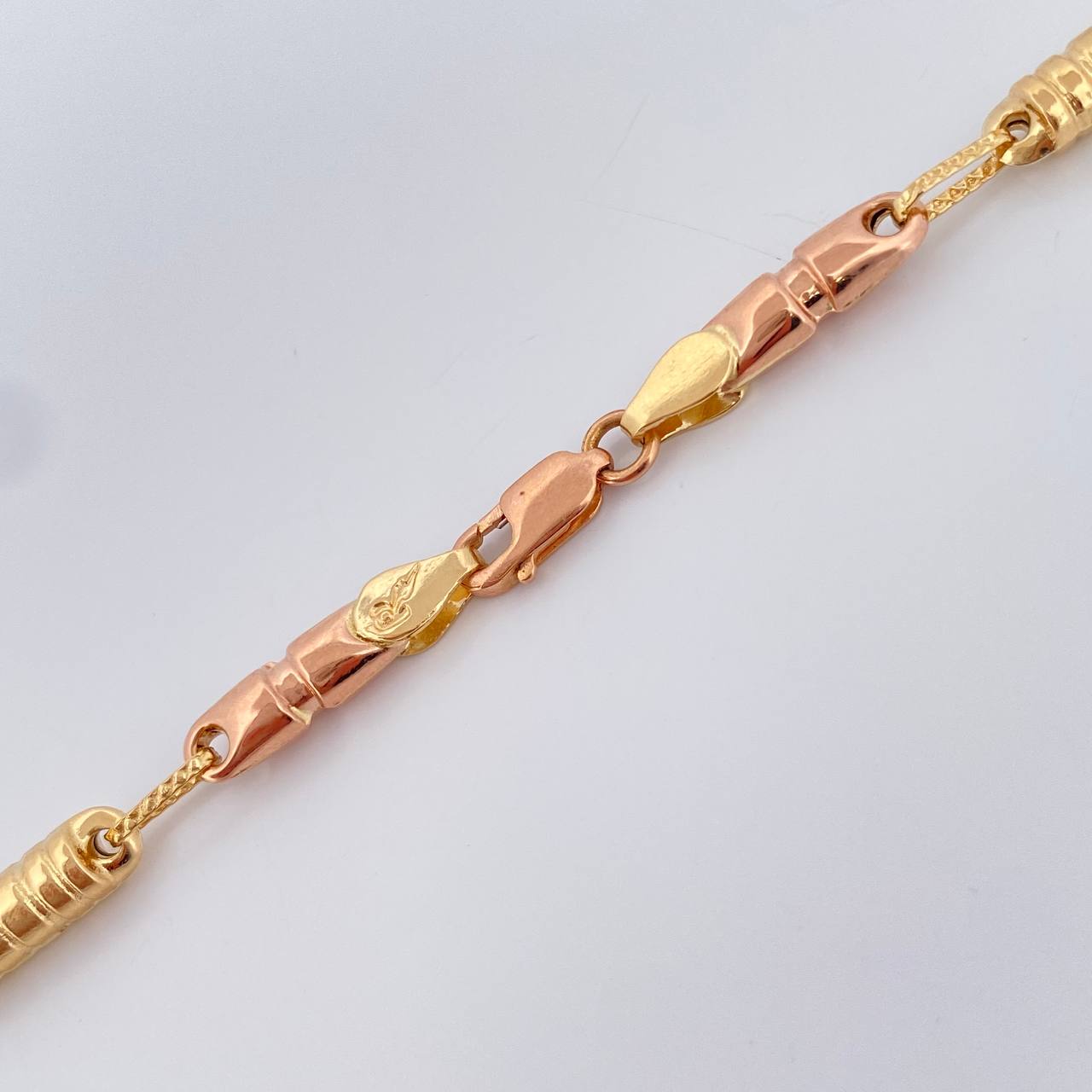 Cadena Rustica Barril  13.8gr / 61cm / 4mm Tres Oros 18K %