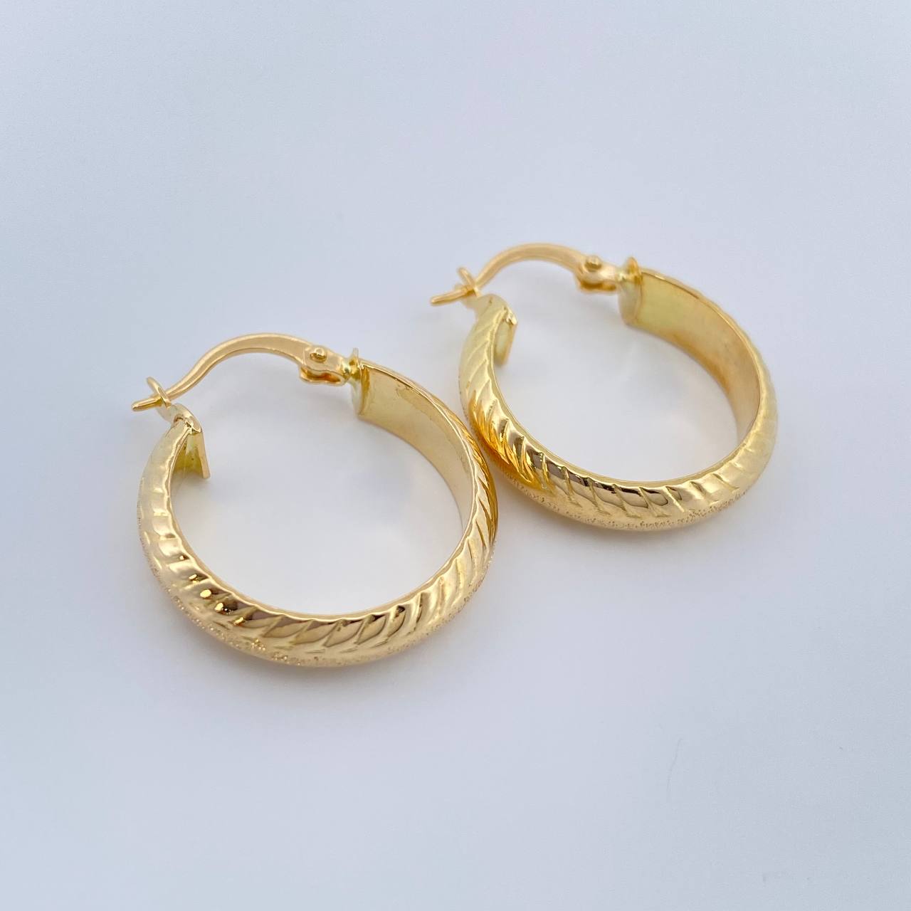 Candongas Kuki 2.75gr / 2.5cm / Oro Amarillo 18K %