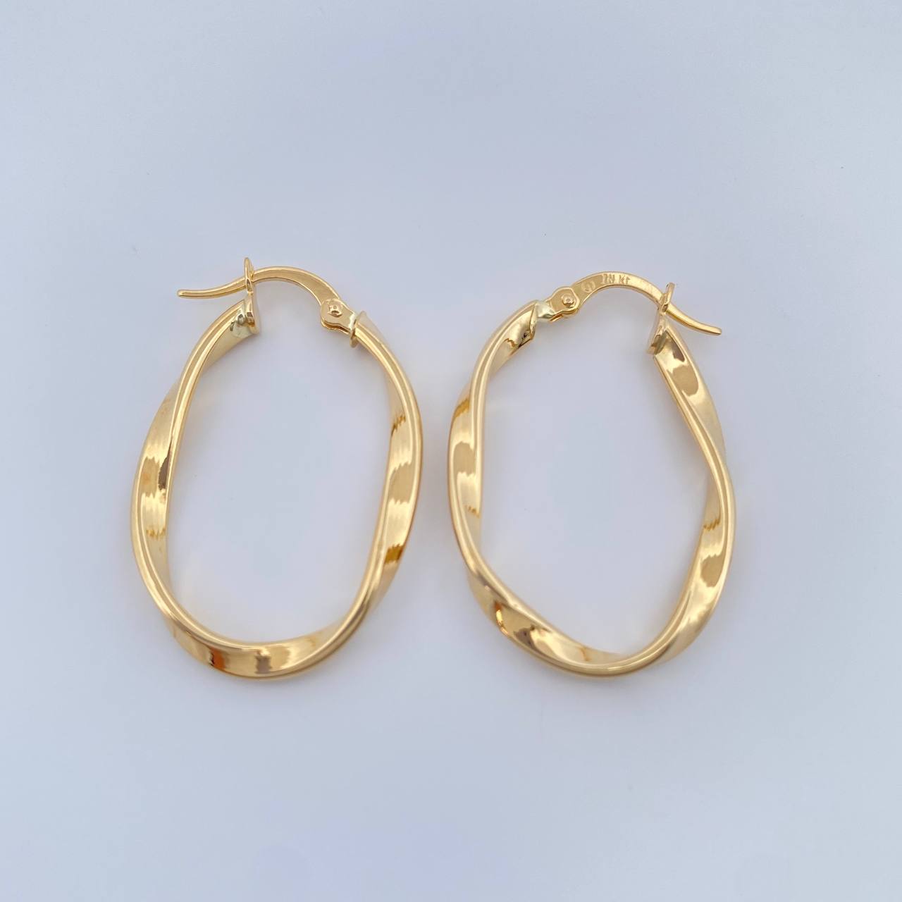 Candongas Asby Ovaladas 1.8gr / 3.2cm / Oro Amarillo 18K %