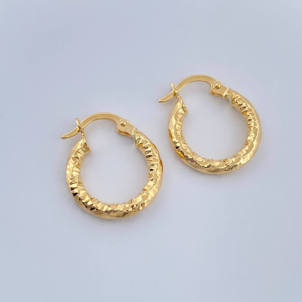 Candongas Majo 1.3gr / 1.7cm / Oro Amarillo 18K %