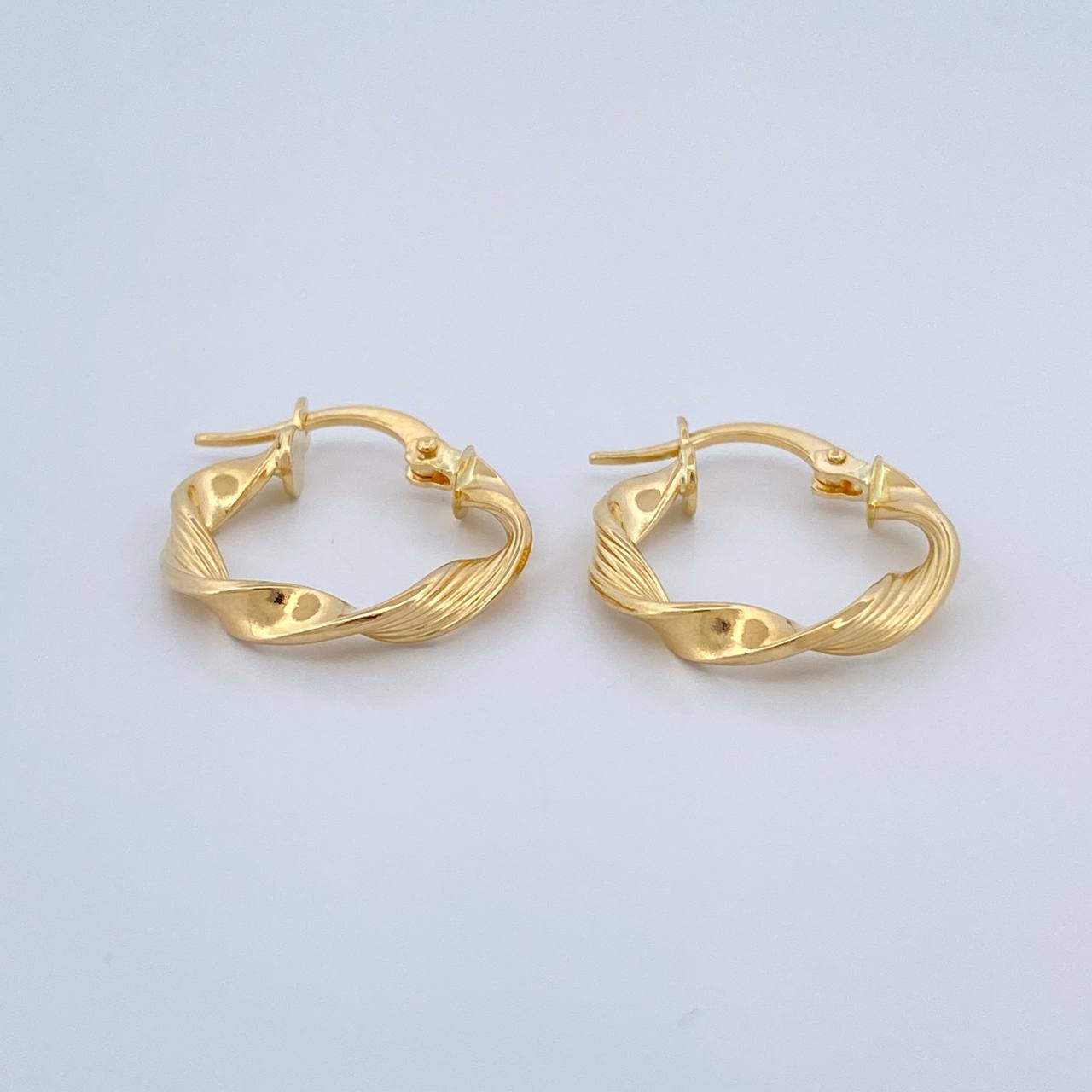 Candongas Jenn 1.2gr / 2cm / Oro Amarillo 18K %