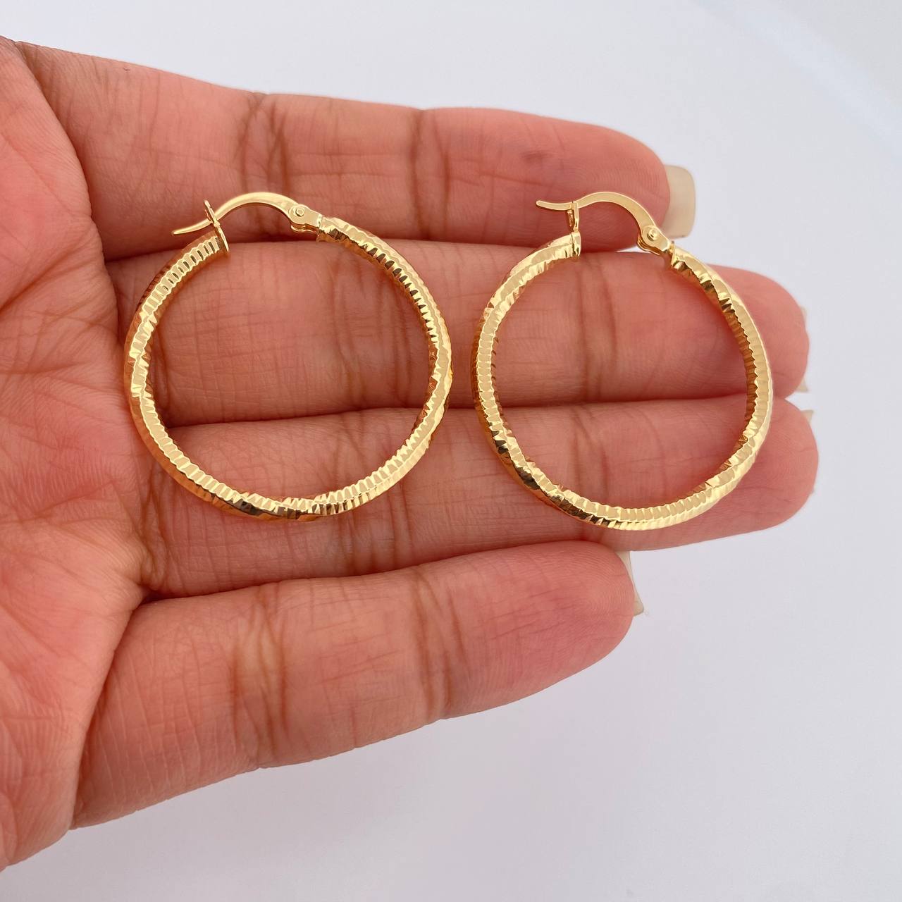 Candongas Megan 2.3gr / 3.2cm / Oro Amarillo 18K %