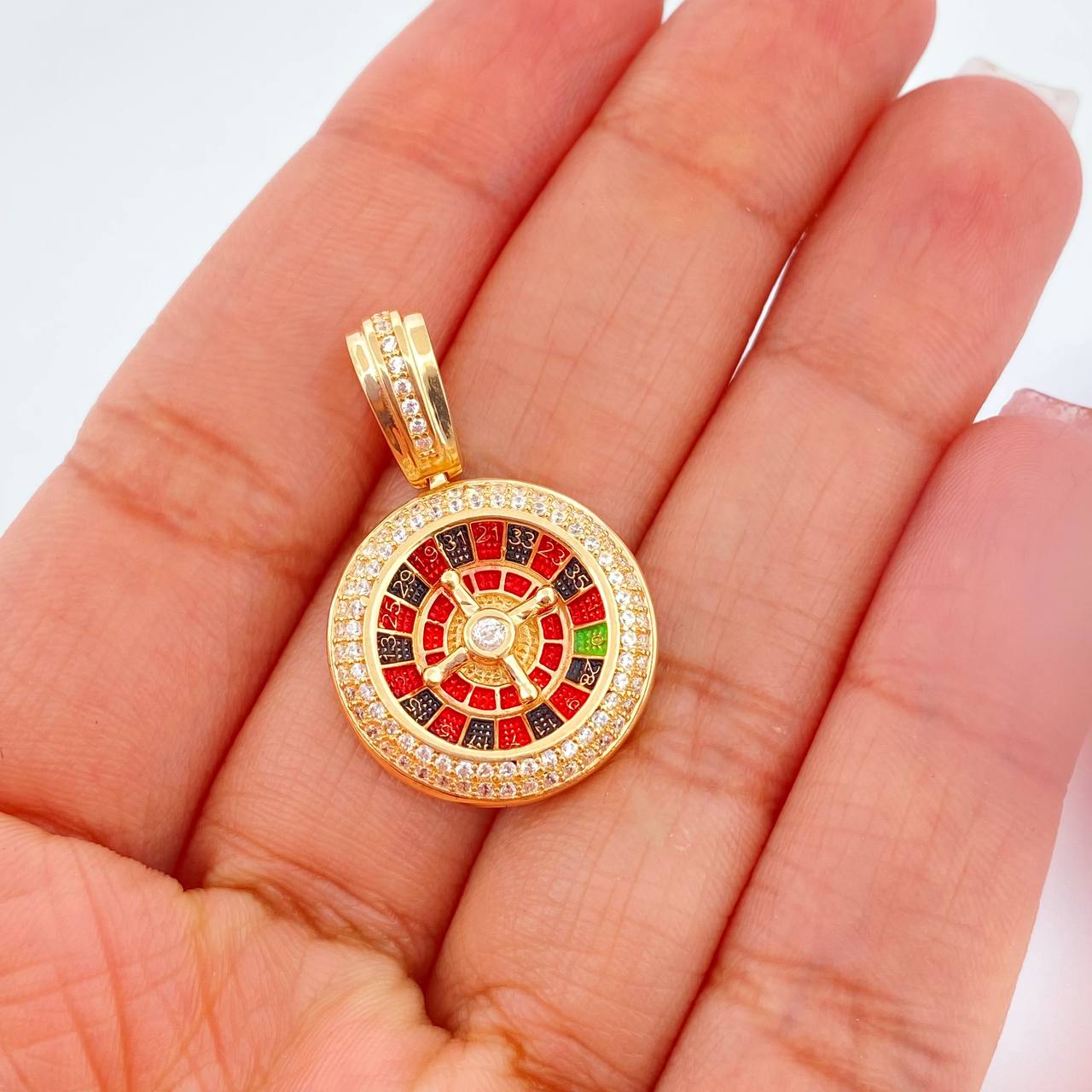 Dije Ruleta 6.2gr / 3cm / Oro Amarillo 18K %