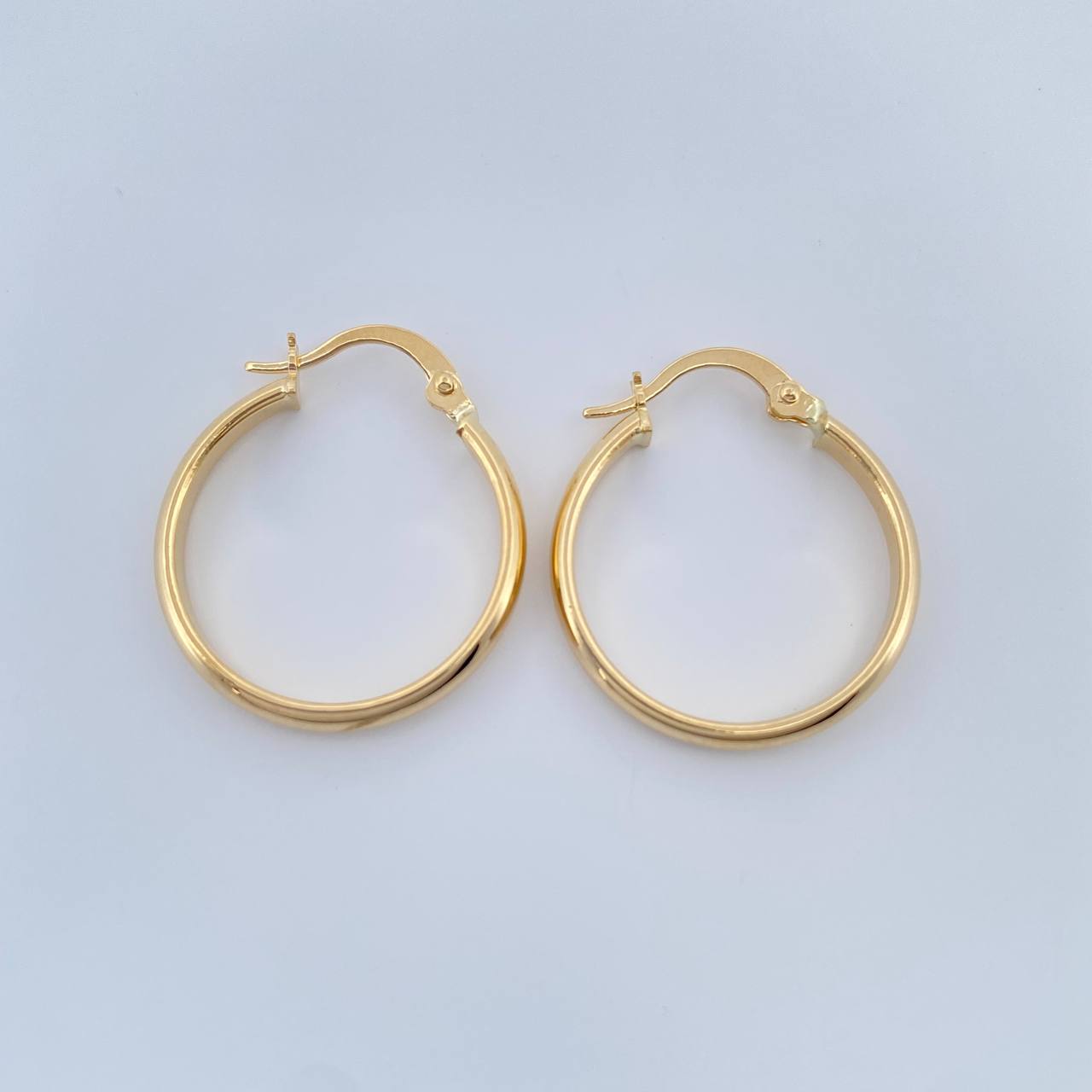 Candongas Nati 1.45gr / 2.3cm / Oro Amarillo 18K %