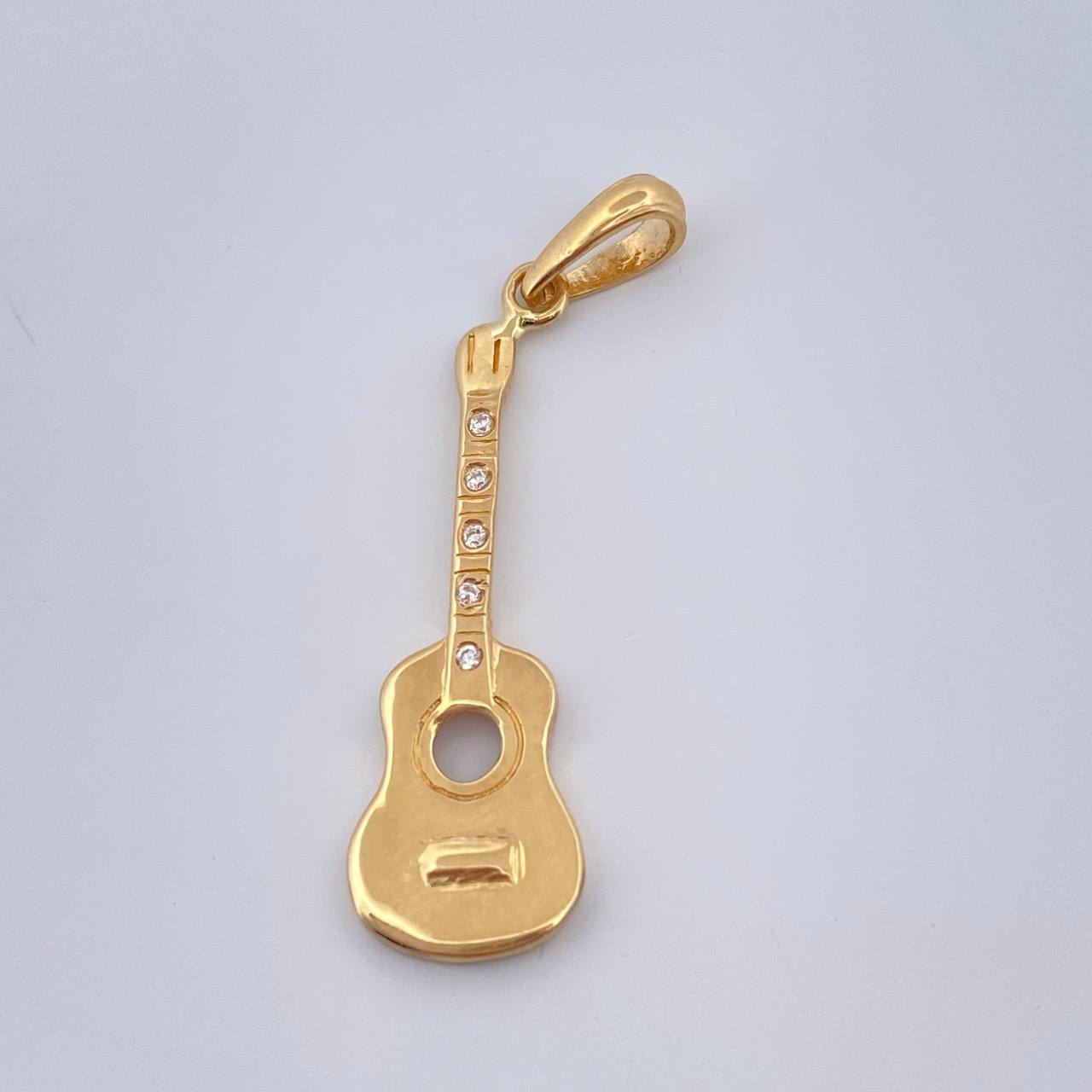 Dije Guitarra 1.3gr / 3.5cm / Oro Amarillo 18K %