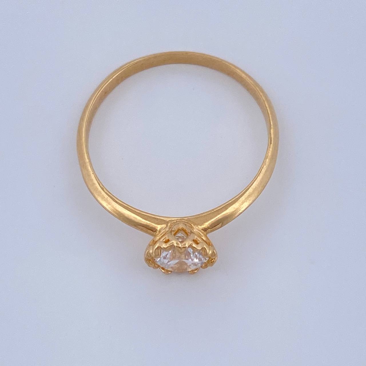 Anillo Solitario 1.85gr / T7 / Oro Amarillo 18K %