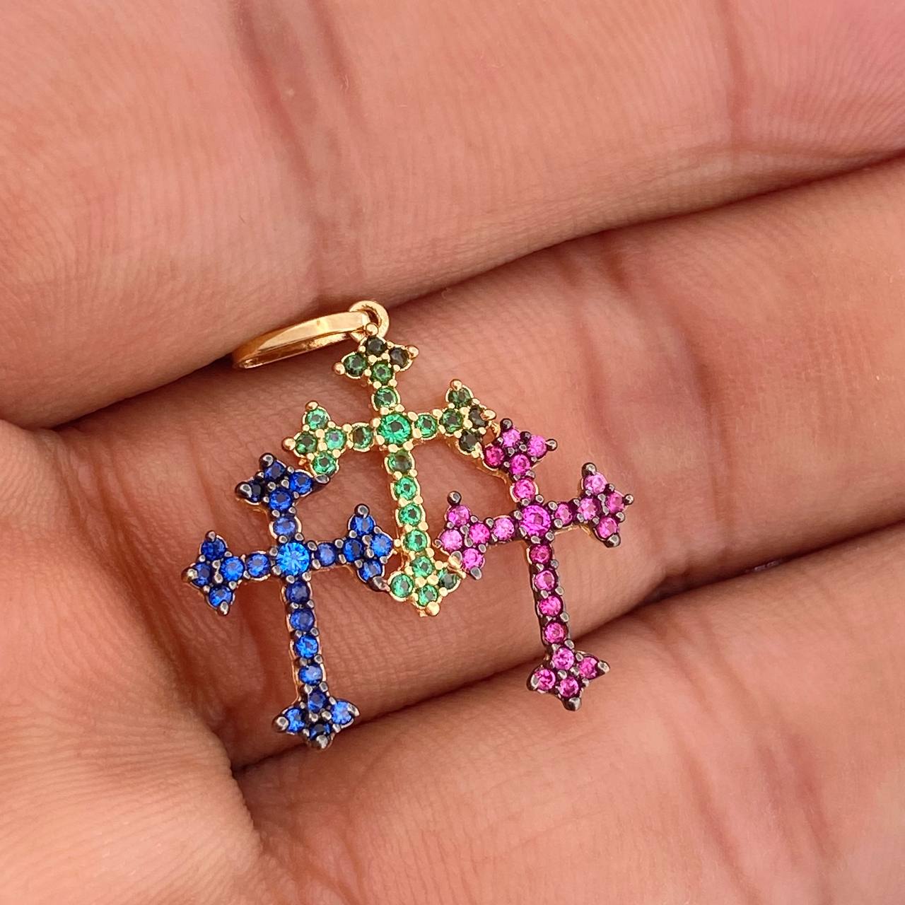 Dije Trio Cruces 1.45gr / 2.6cm / Dos Oros Negro Amarillo 18K %