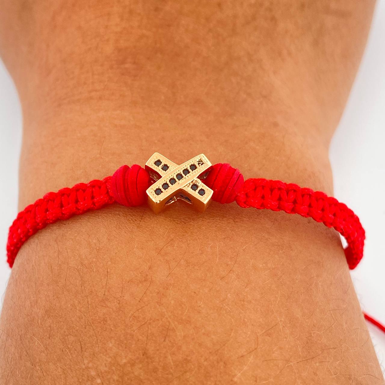 Pulsera Tejida Roja Herraje X 1.55gr / Oro Rosa 18K %