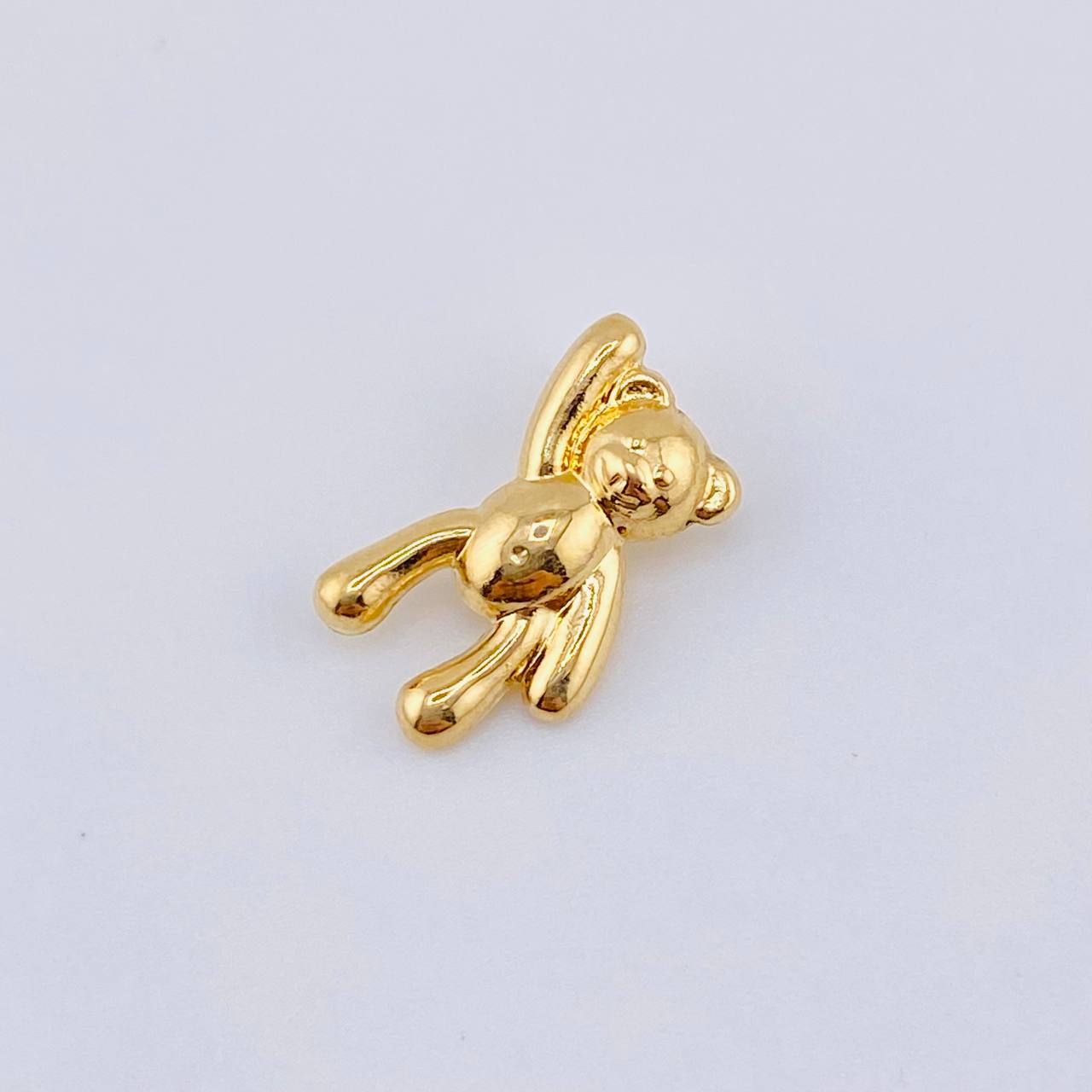 Dije Oso Mano Arriba 0.9gr / 1.6cm / Oro Amarillo 18K