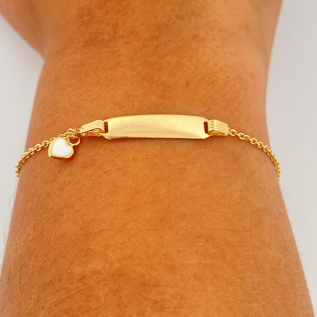 Pulso Aro Seguido Placa Corazon 1.7gr / 16.5cm / 0.8mm Oro Amarillo 18K &