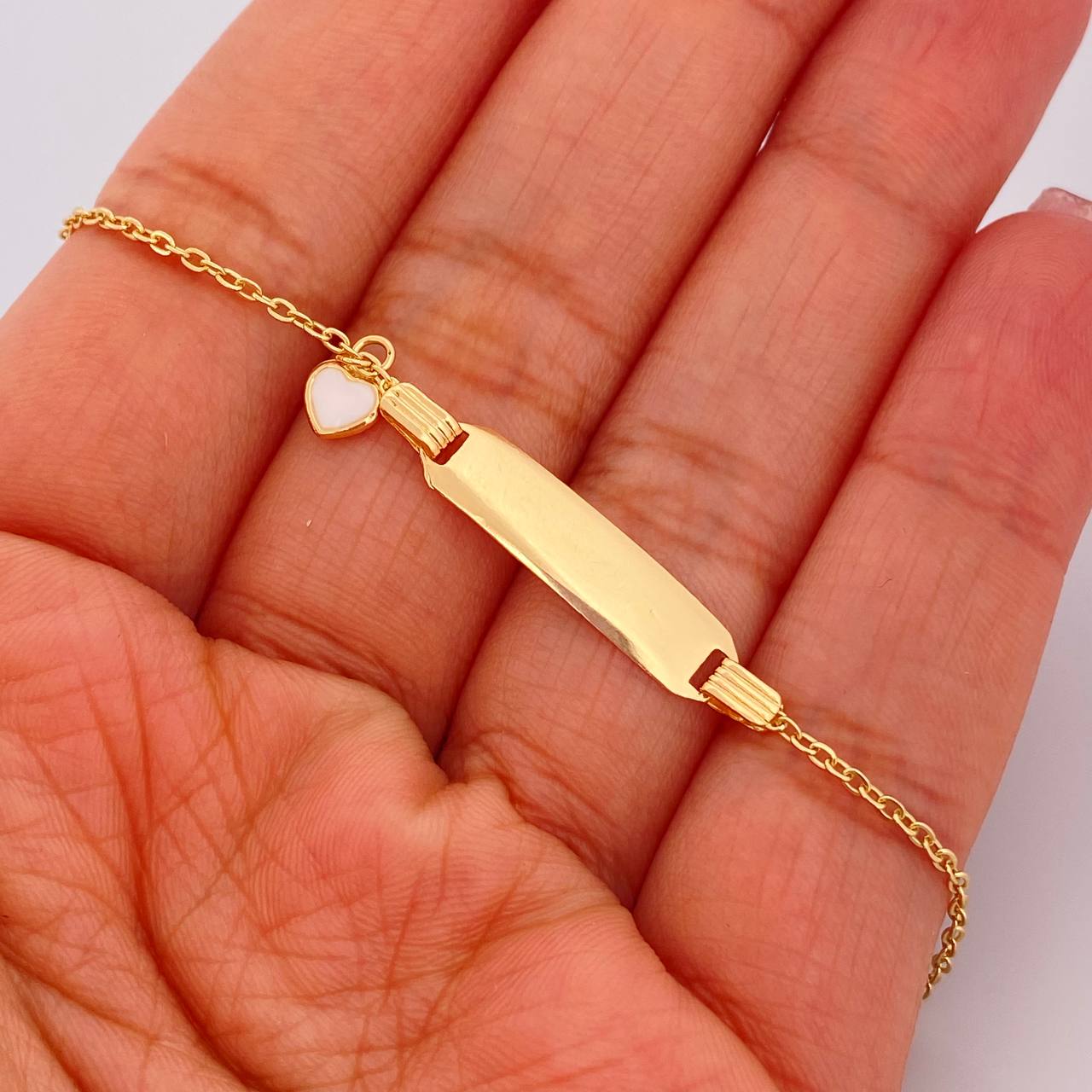 Pulso Aro Seguido Placa Corazon 1.7gr / 16.5cm / 0.8mm Oro Amarillo 18K &