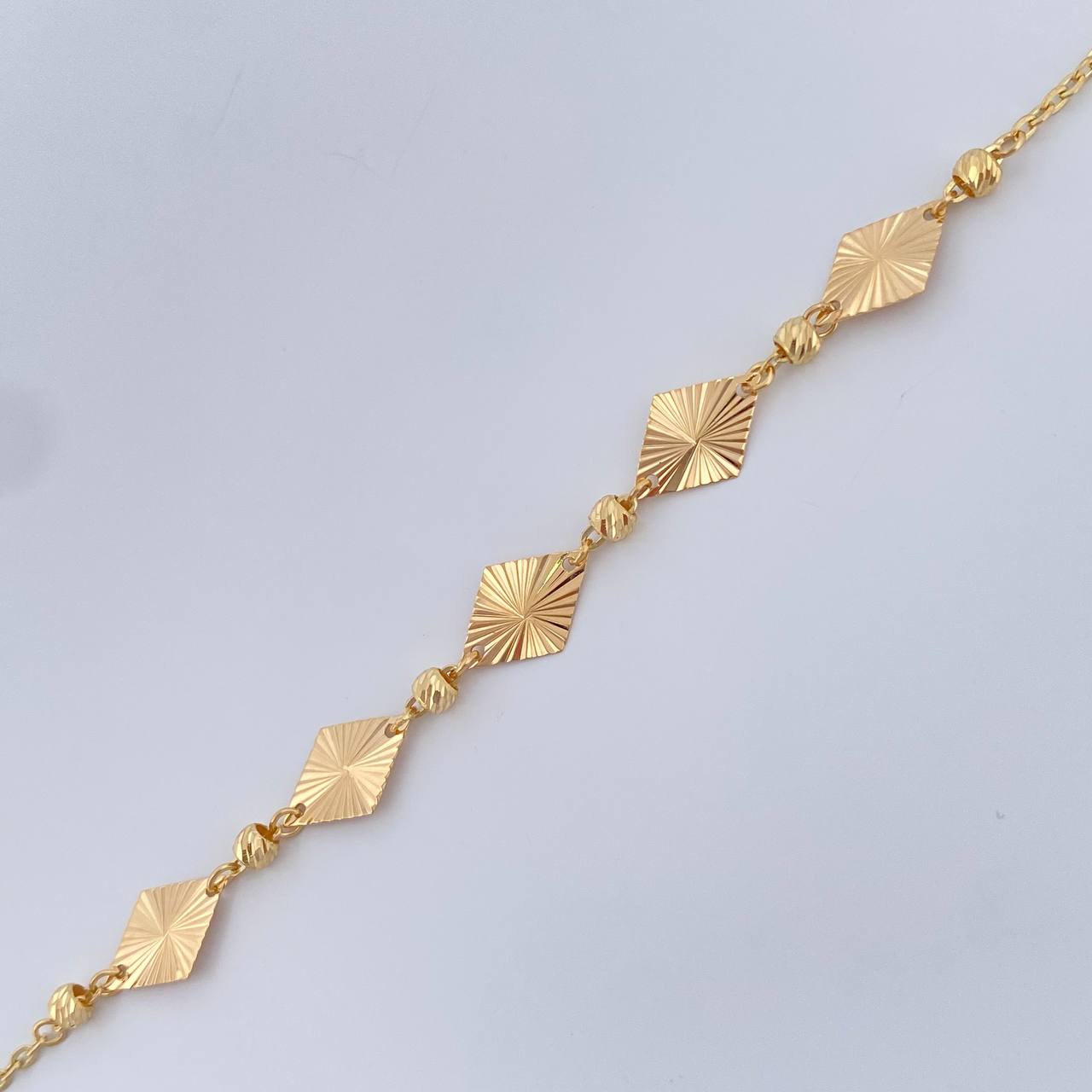 Pulso Aro Seguido Rombos 2gr / 19cm / 3mm Oro Amarillo 18K &