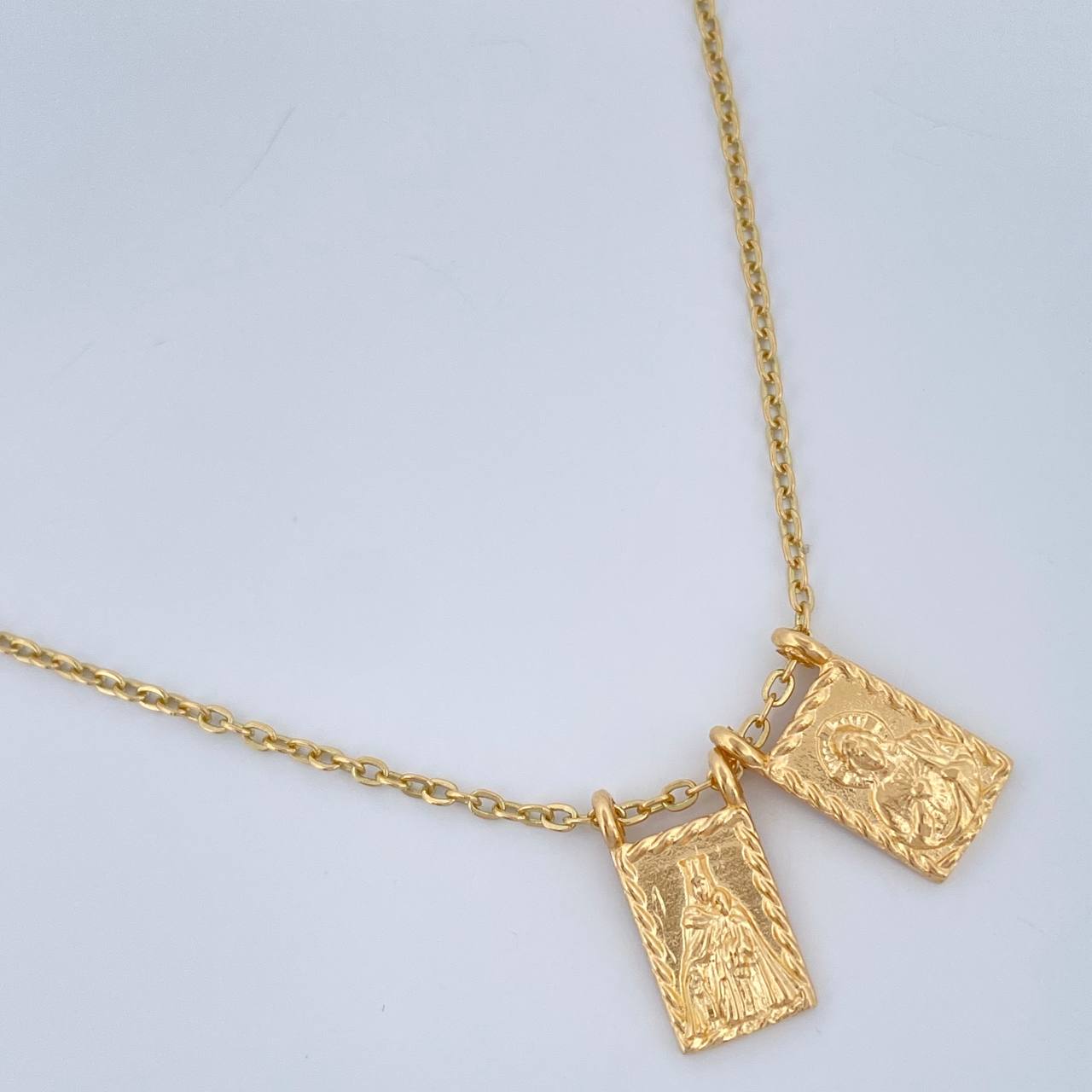 Cadena Escapulario Aro Seguido 4.05gr / 46.5cm / 1.5mm Oro Amarillo 18K &