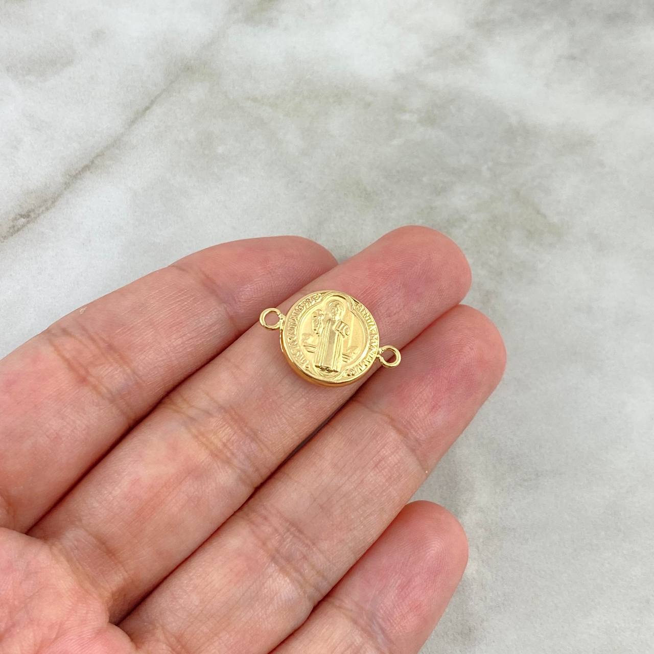 Herraje San Benito 0.85gr / 2cm / Oro Amarillo 18K *