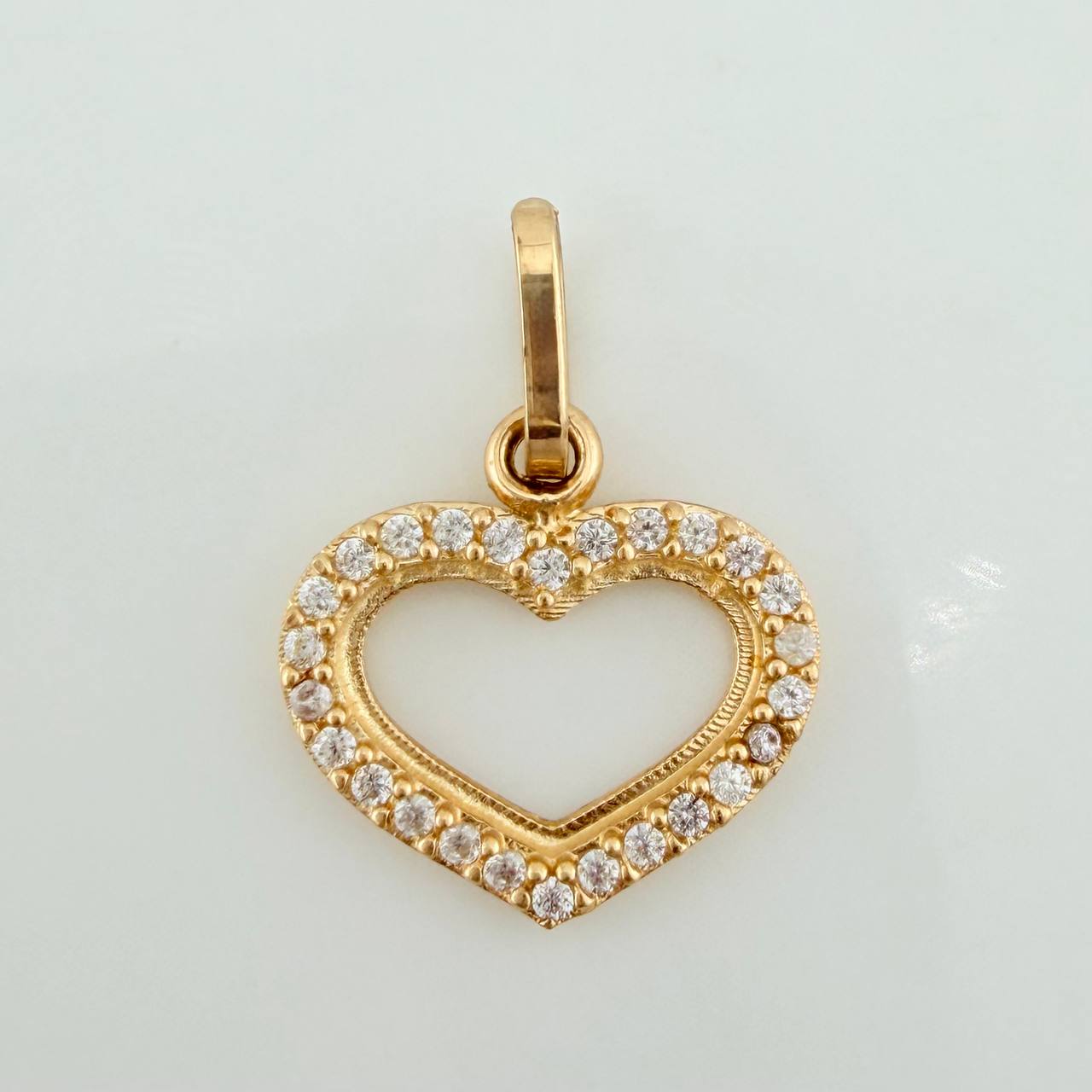Dije Silueta Corazon 0.85gr / 1cm / Oro Amarillo 18K &