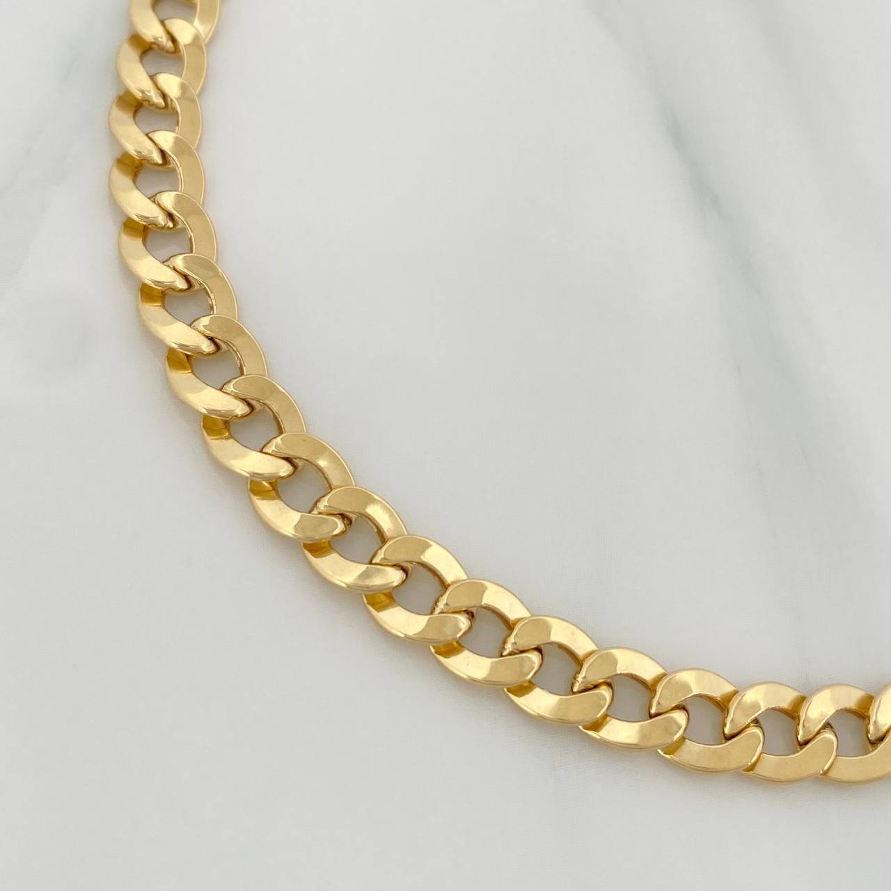 Pulso Cubano 2.85 g / 20.4 cm / 4 mm Oro Amarillo 18K