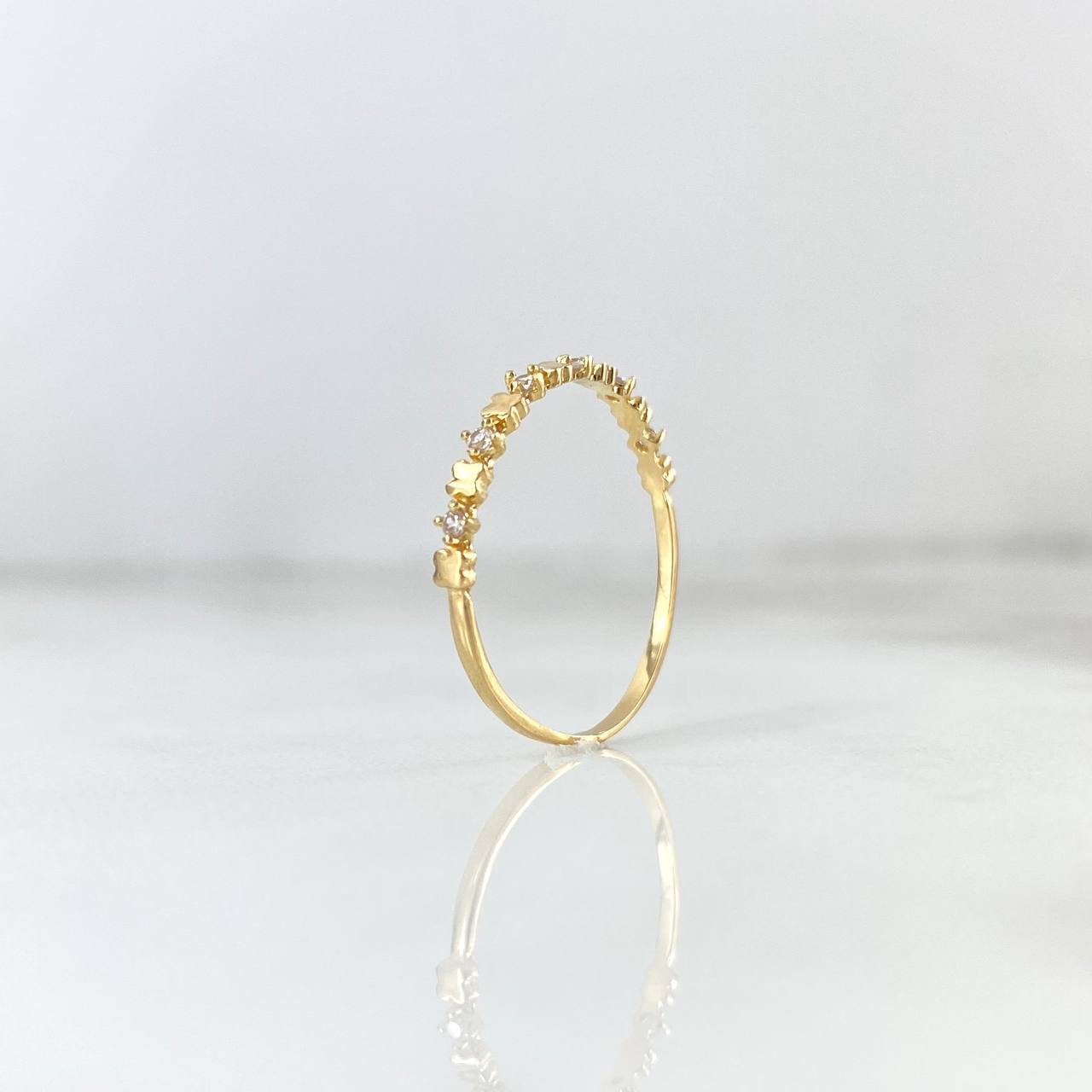 Anillo Treboles 0.8gr / T6 1/4 / Circones Blancos Oro Amarillo